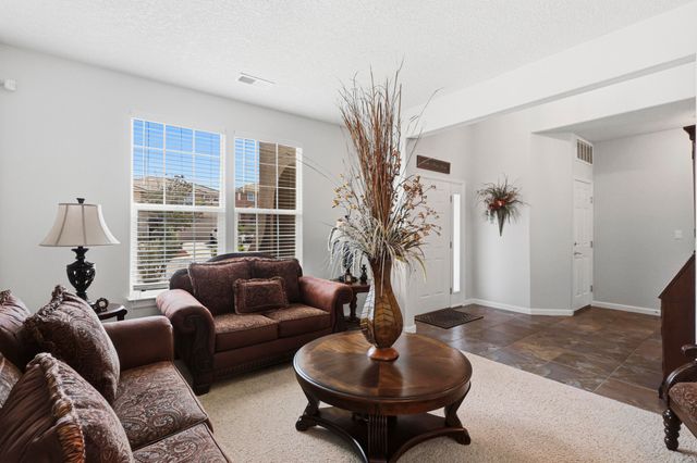 7120 Fairbanks Drive NE, Rio Rancho, NM 87144