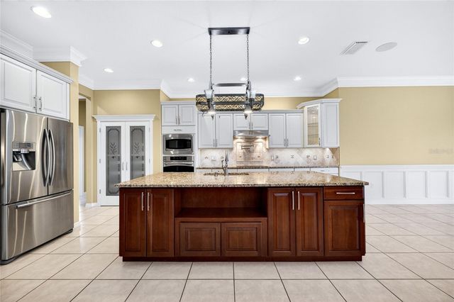 6215 46TH COURT E, Bradenton, FL 34203