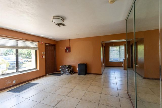 3551 SW 1st St, Fort Lauderdale, FL 33312