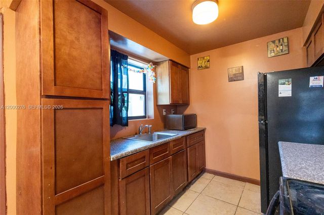 3551 SW 1st St, Fort Lauderdale, FL 33312