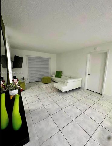 9706 SW Hammocks Blvd 103-33, Miami, FL 33196