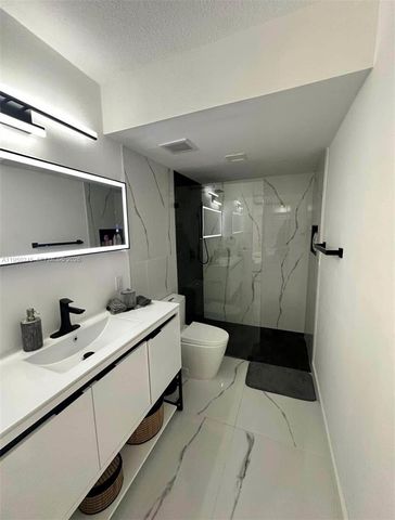 9706 SW Hammocks Blvd 103-33, Miami, FL 33196