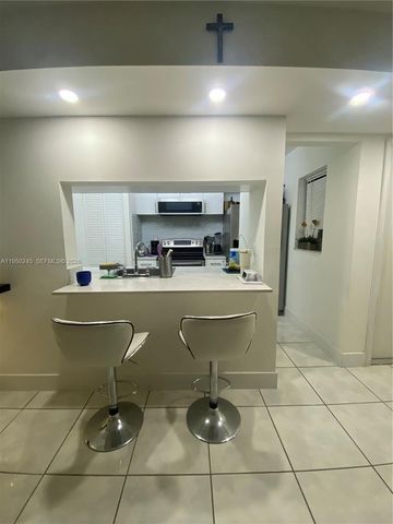 9706 SW Hammocks Blvd 103-33, Miami, FL 33196