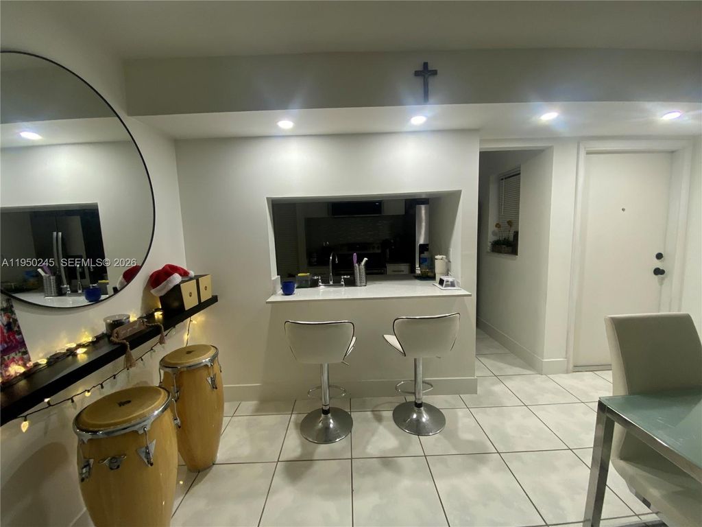 9706 SW Hammocks Blvd 103-33, Miami, FL 33196