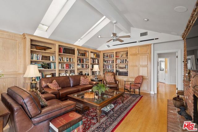 3324 Alana Drive, Sherman Oaks, CA 91403