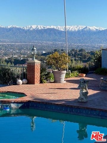 3324 Alana Drive, Sherman Oaks, CA 91403