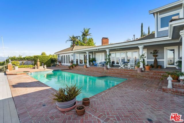 3324 Alana Drive, Sherman Oaks, CA 91403