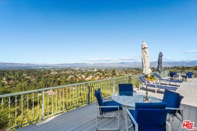 3324 Alana Drive, Sherman Oaks, CA 91403