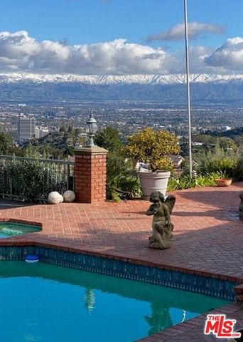 3324 Alana Drive, Sherman Oaks, CA 91403