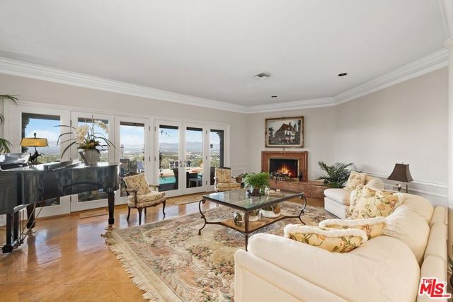 3324 Alana Drive, Sherman Oaks, CA 91403