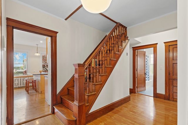 12 Spruce St 12, Watertown, MA 02472