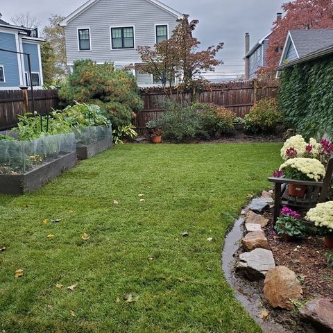12 Spruce St 12, Watertown, MA 02472