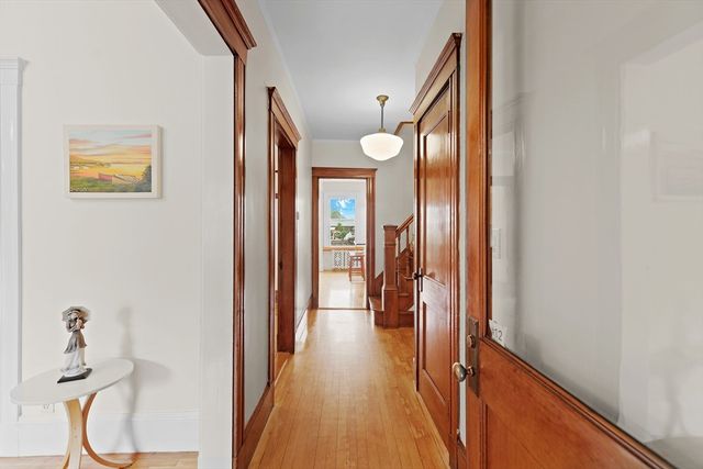 12 Spruce St 12, Watertown, MA 02472