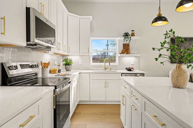 3413 Hydes Ferry Rd, Nashville, TN 37218