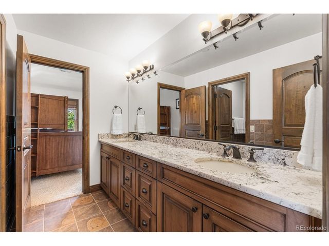 5686 Aspen Leaf Dr, Littleton, CO 80125