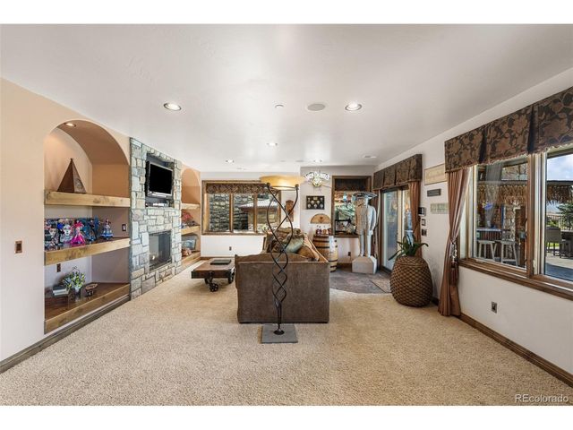 5686 Aspen Leaf Dr, Littleton, CO 80125