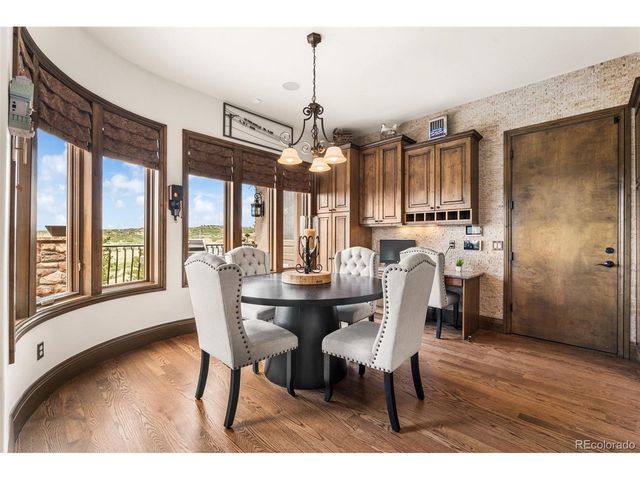 5686 Aspen Leaf Dr, Littleton, CO 80125