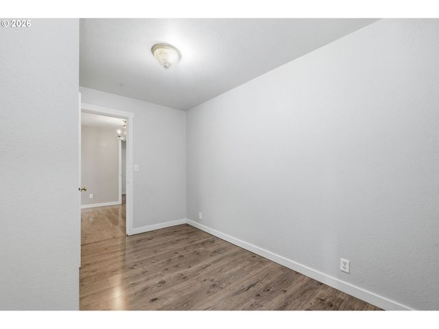 845 25TH Pl, Springfield, OR 97477