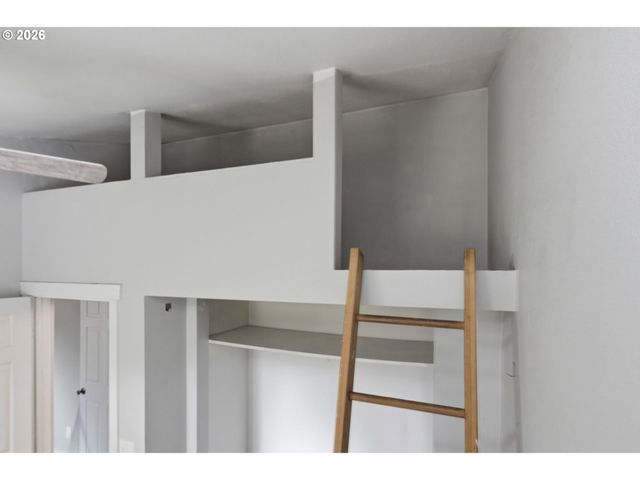 845 25TH Pl, Springfield, OR 97477