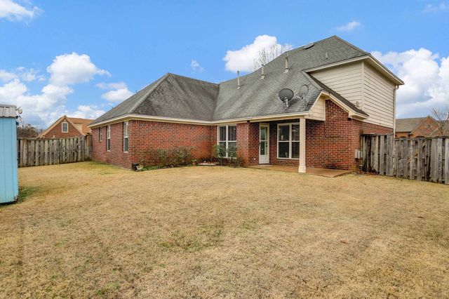 1868 HELMSLEY CV, Unincorporated, TN 38016