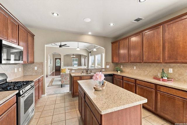 11927 OCELOT PATH, San Antonio, TX 78253