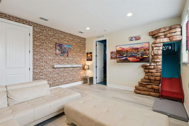 7605 BROOKHURST LANE, Kissimmee, FL 34747