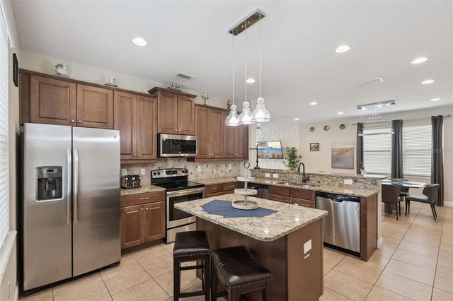 7605 BROOKHURST LANE, Kissimmee, FL 34747