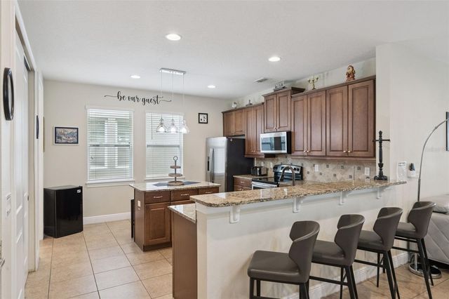 7605 BROOKHURST LANE, Kissimmee, FL 34747