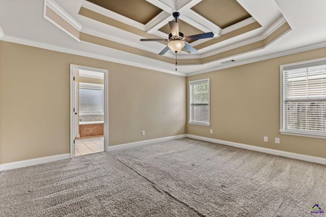 123 Highland Point Drive, Kathleen, GA 31047