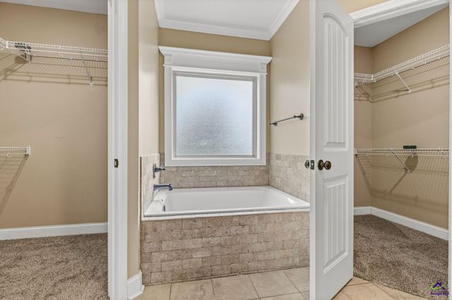 123 Highland Point Drive, Kathleen, GA 31047