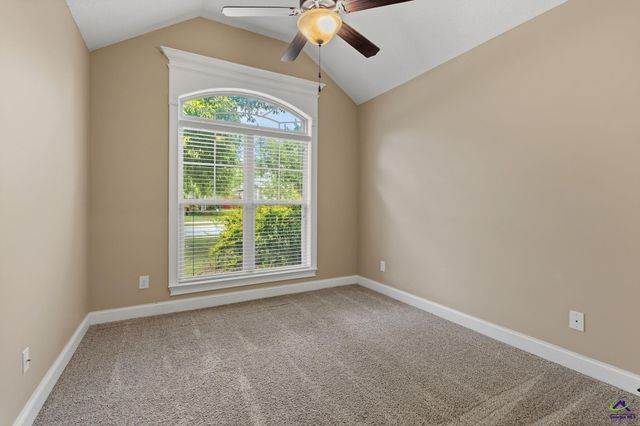 123 Highland Point Drive, Kathleen, GA 31047