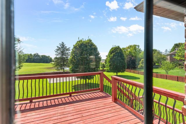 5072 E Hedgerow Drive, Springfield, MO 65802