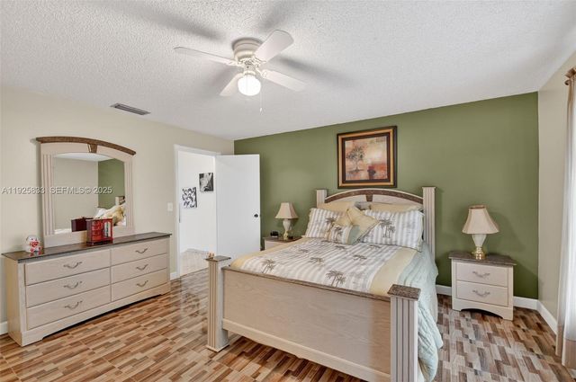 820 Salem Lane B, Lake Worth, FL 33467