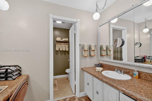 820 Salem Lane B, Lake Worth, FL 33467