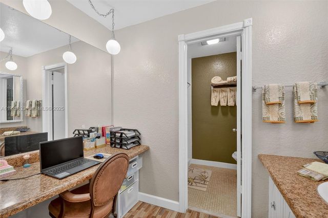820 Salem Lane B, Lake Worth, FL 33467
