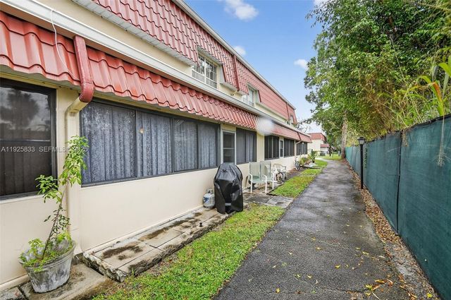 820 Salem Lane B, Lake Worth, FL 33467