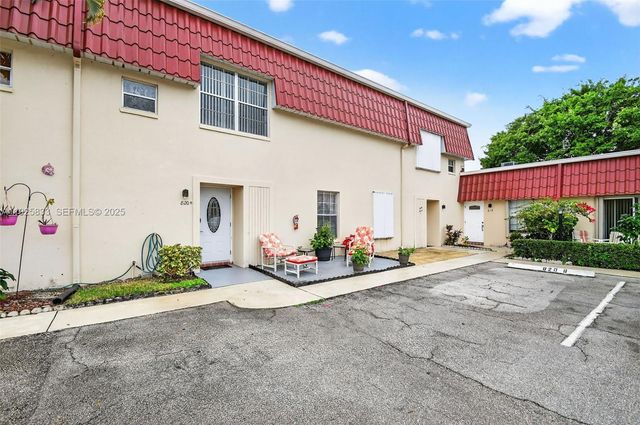 820 Salem Lane B, Lake Worth, FL 33467