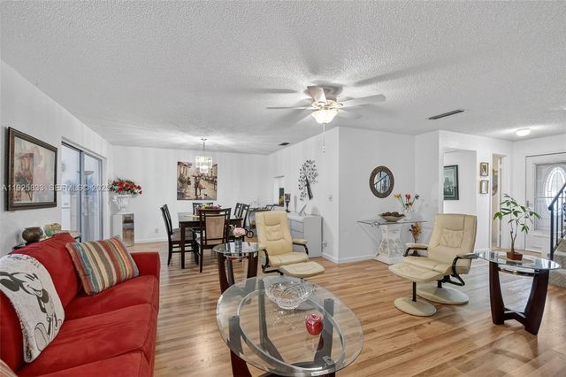820 Salem Lane B, Lake Worth, FL 33467