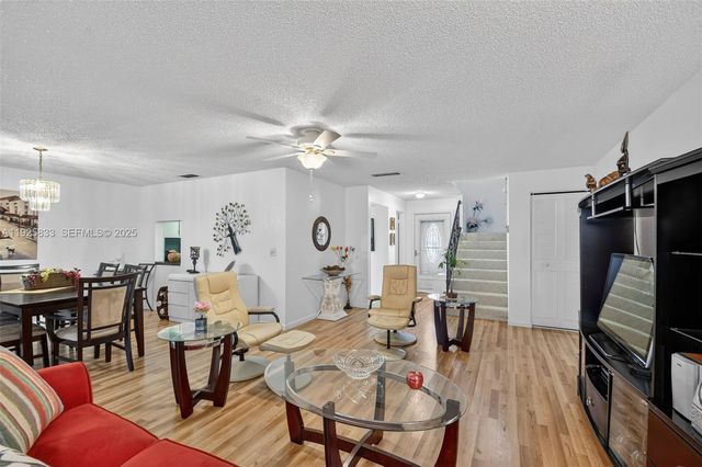 820 Salem Lane B, Lake Worth, FL 33467