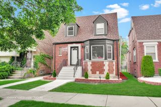10234 S Saint Lawrence Avenue, Chicago, IL 60628