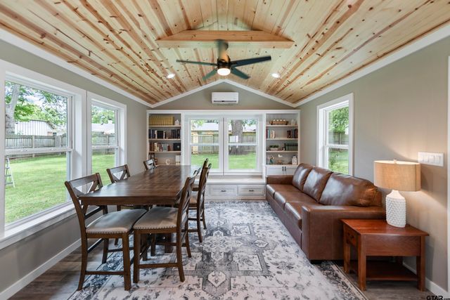 211 Red Bird Lane, Mt Vernon, TX 75457
