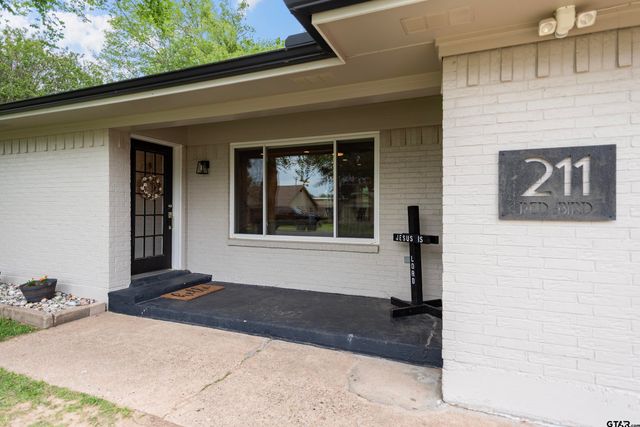 211 Red Bird Lane, Mt Vernon, TX 75457