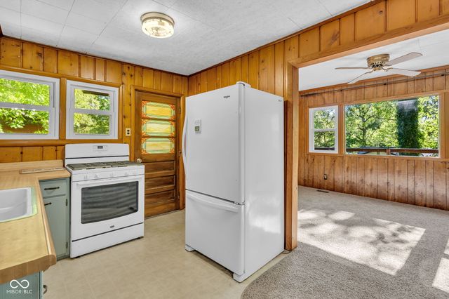 11107 Dogwood Lane, Cloverdale, IN 46120