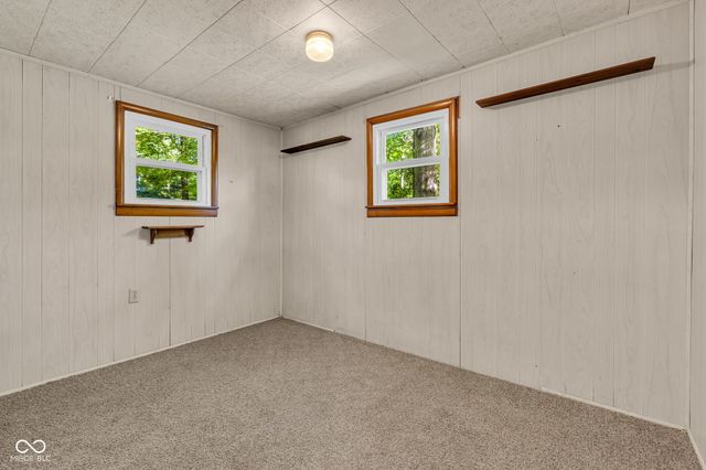 11107 Dogwood Lane, Cloverdale, IN 46120