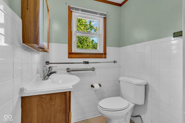 11107 Dogwood Lane, Cloverdale, IN 46120