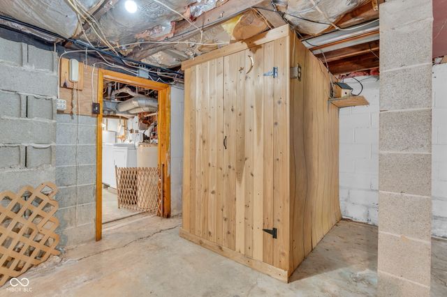 11107 Dogwood Lane, Cloverdale, IN 46120