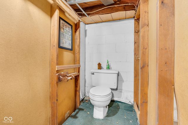 11107 Dogwood Lane, Cloverdale, IN 46120
