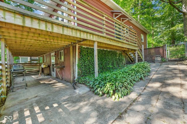 11107 Dogwood Lane, Cloverdale, IN 46120