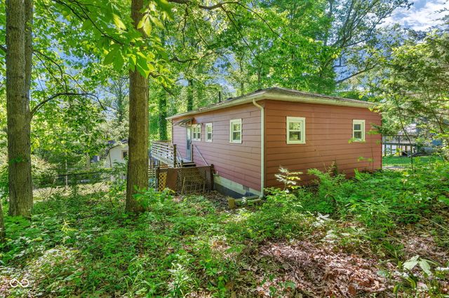 11107 Dogwood Lane, Cloverdale, IN 46120