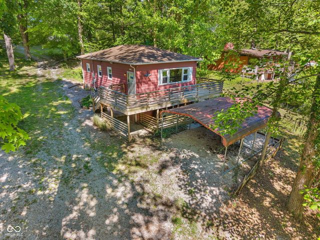 11107 Dogwood Lane, Cloverdale, IN 46120